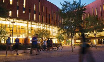 MIT y la Universidad Estatal de Arizona lanzan un posgrado híbrido a través de edX