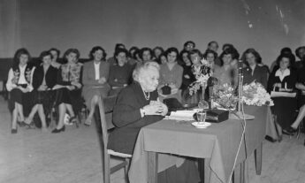 María Montessori, entre la salvación y el desprestigio