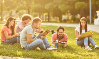 Relevancia de la lectura y el pensamiento crítico en los jóvenes
